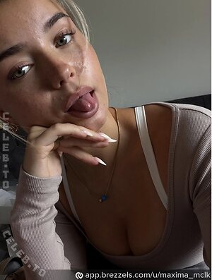 maxima_mclk Nude Leaked Photo #2400