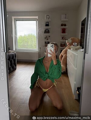 maxima_mclk Nude Leaked Photo #2444