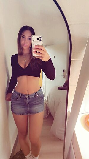 maya zaniewski