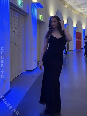 mayaa.zr Nude Leaked Photo #14