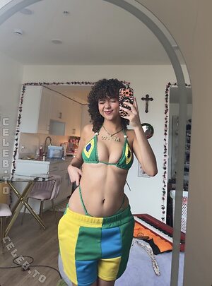 Mbeeco Nude Leaked Photo #4