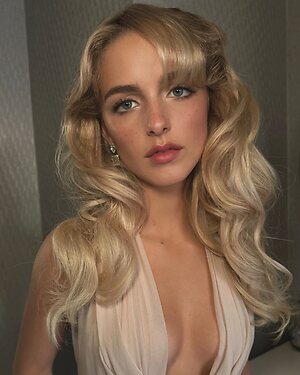 Mckenna Grace collection leaked photo #2