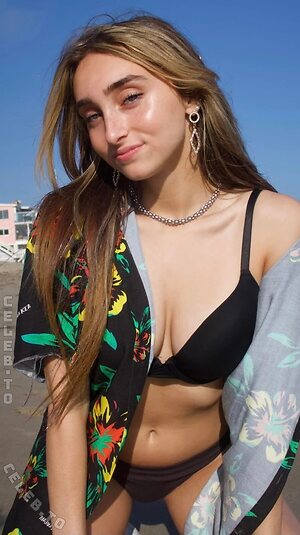 Mckenzi Brooke Nude Leaked Photo #23