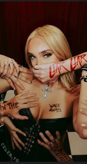 Mckenzi Brooke Nude Leaked Photo #28