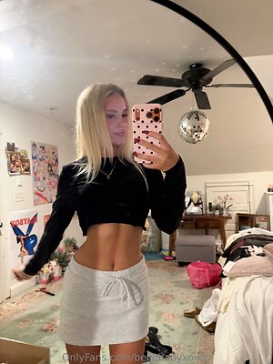 Mckinsey Wood leaked photo #28