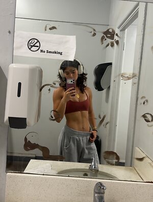 mcshnizzle leaked photo #7