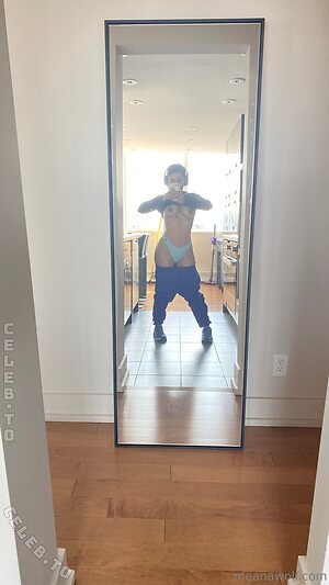 Meana Wolf Nude Leaked Photo #128