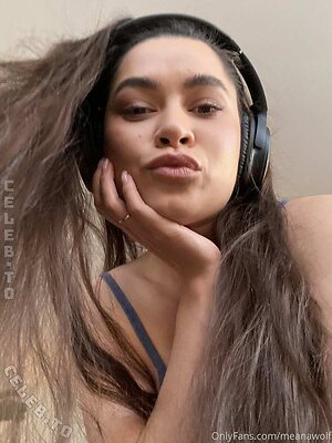 Meana Wolf Nude Leaked Photo #185