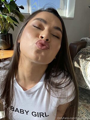 Meana Wolf Nude Leaked Photo #190