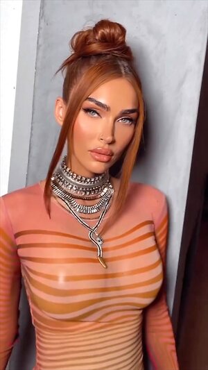 Megan Fox Hot leaked photo #18