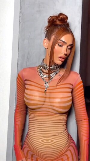 Megan Fox Hot leaked photo #19