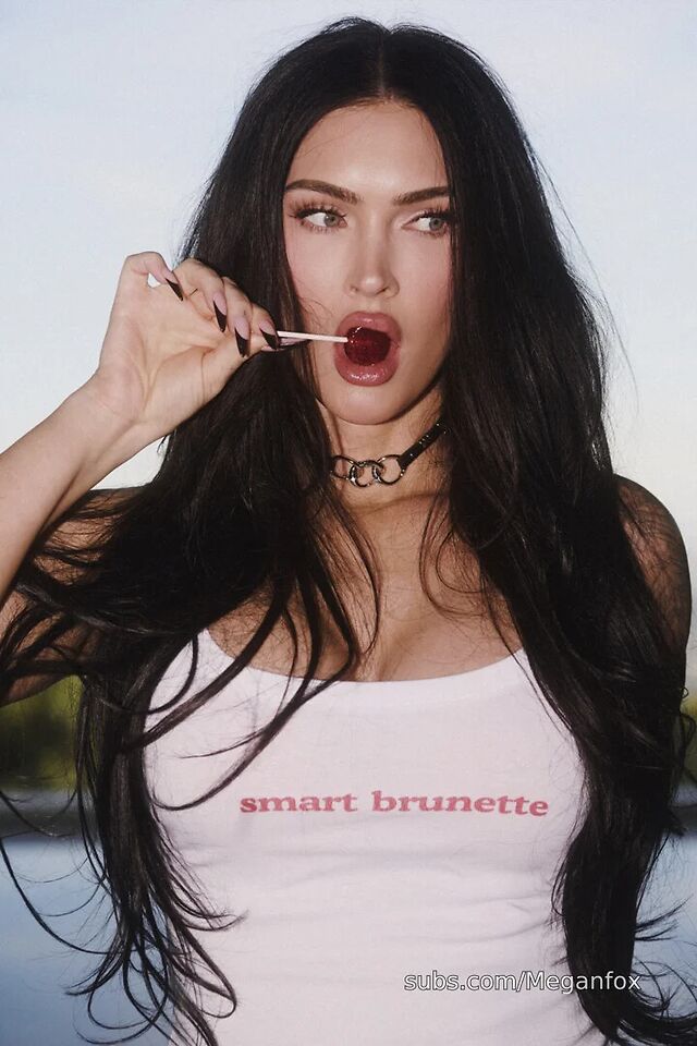 Megan Fox leaked photos