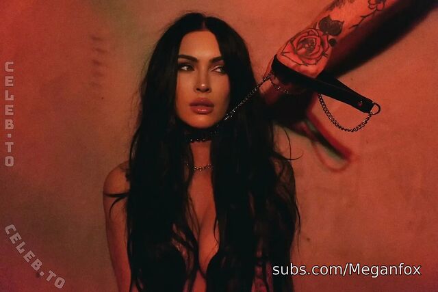 Megan Fox leaked photos