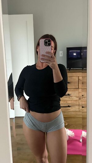 Megan McCarthy leaked photo #63