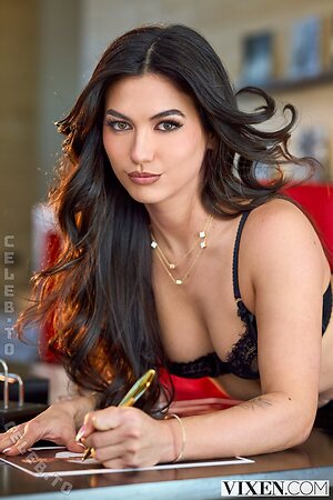 Megan Mistakes Nude Leaked Photo #27