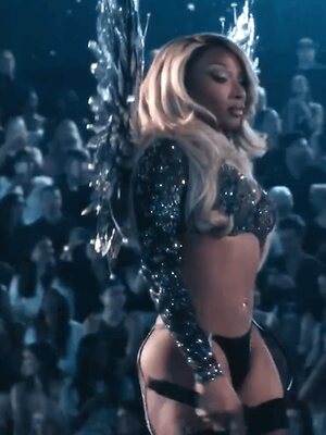 Megan thee stallion Nude Leaked Photo #100