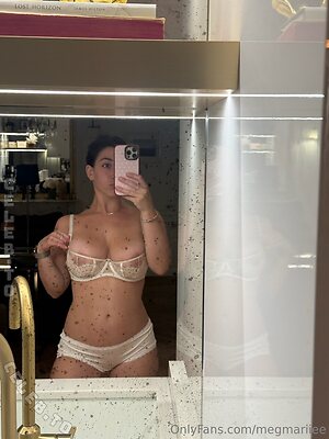 Megan.mariiiee leaked photo #237