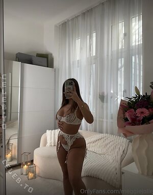 Meggie Jolie Nude Leaked Photo #9