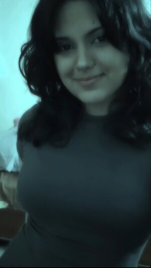 Mehak Bharti leaked photo #48