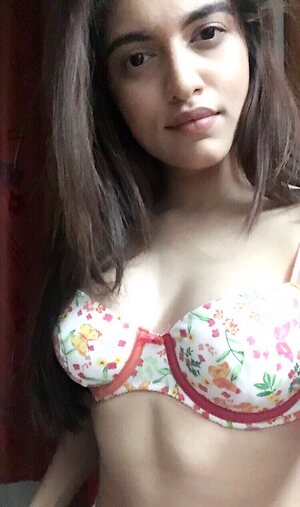 mehak khan leaked photo #14