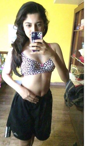 mehak khan leaked photo #18
