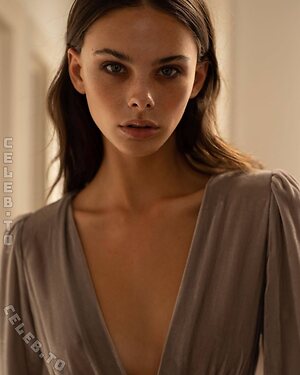 Meika Woollard photo