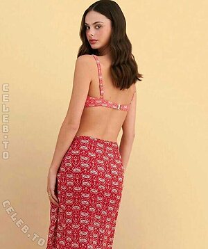 Meika Woollard photo