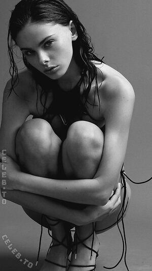 Meika Woollard Nude Leaked Photo #458