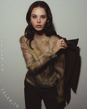 Meika Woollard photo