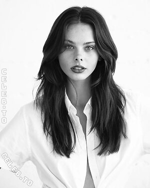 Meika Woollard leaked photo #491