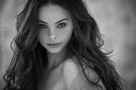 Meika Woollard leaked photo #508