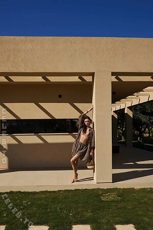 Meika Woollard leaked photo #541