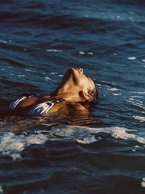 Meika Woollard leaked photo #581