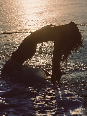 Meika Woollard leaked photo #647