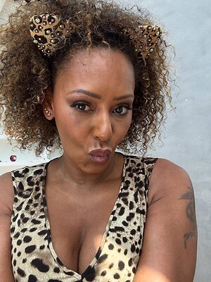 Melanie Brown leaked photo #3