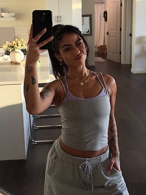 Melanie Cruz leaked photo #4