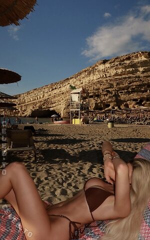 Melanie Fehn Nude Leaked Photo #2