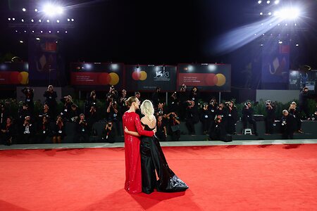 Melanie Laurent leaked photo #59