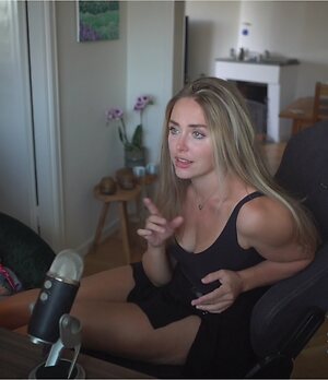 Melina Göransson Nude Leaked Photo #4