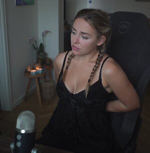 Melina Göransson leaked photo #54