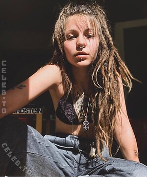 Melinda Mogli Nude Leaked Photo #424