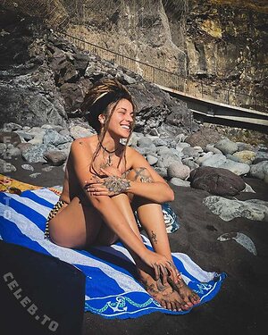 Melinda Mogli Nude Leaked Photo #436