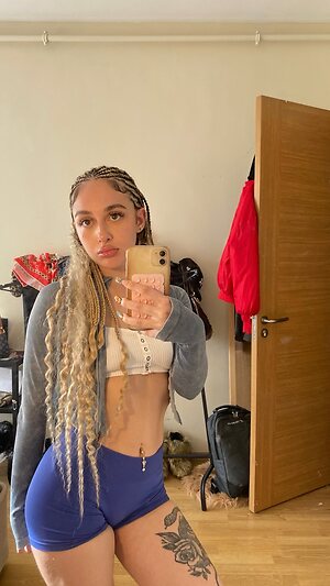 Melisa Bozdağ leaked photo #9