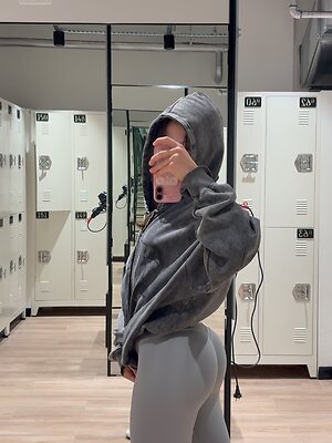 Melisa Uladı leaked photo #17