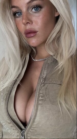 Melisande.mlnk Nude Leaked Photo #14