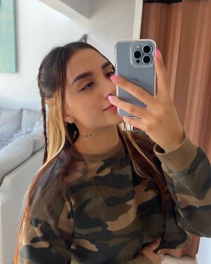 Melissa Surita leaked photo #3