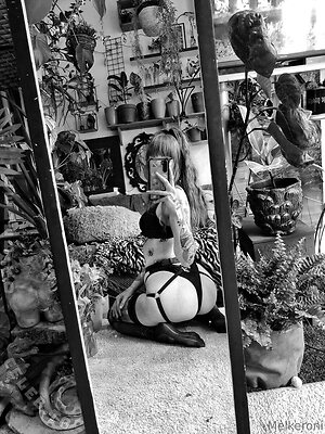 melkeroni Nude Leaked Photo #45