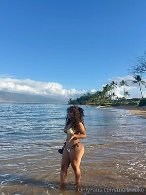 Mel_liftz leaked photo #6