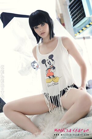Mellisa Clarke Nude Leaked Photo #848