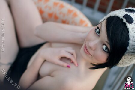 Mellisa Clarke Nude Leaked Photo #1161